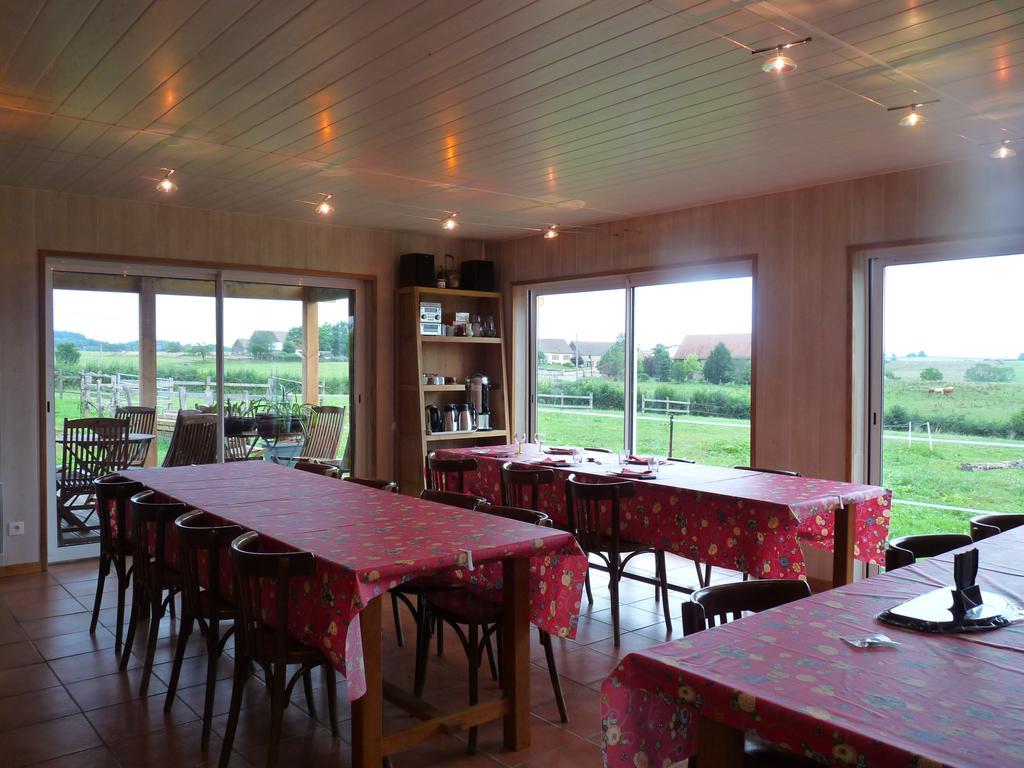 Bed and Breakfast Le Trot'In Chair Martigny-le-Comte Exterior foto