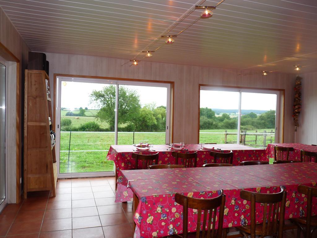 Bed and Breakfast Le Trot'In Chair Martigny-le-Comte Exterior foto