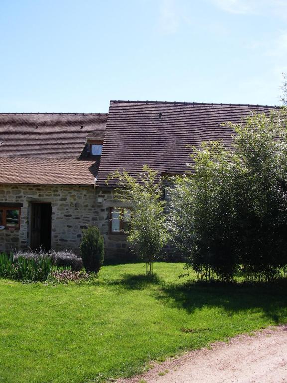 Bed and Breakfast Le Trot'In Chair Martigny-le-Comte Exterior foto